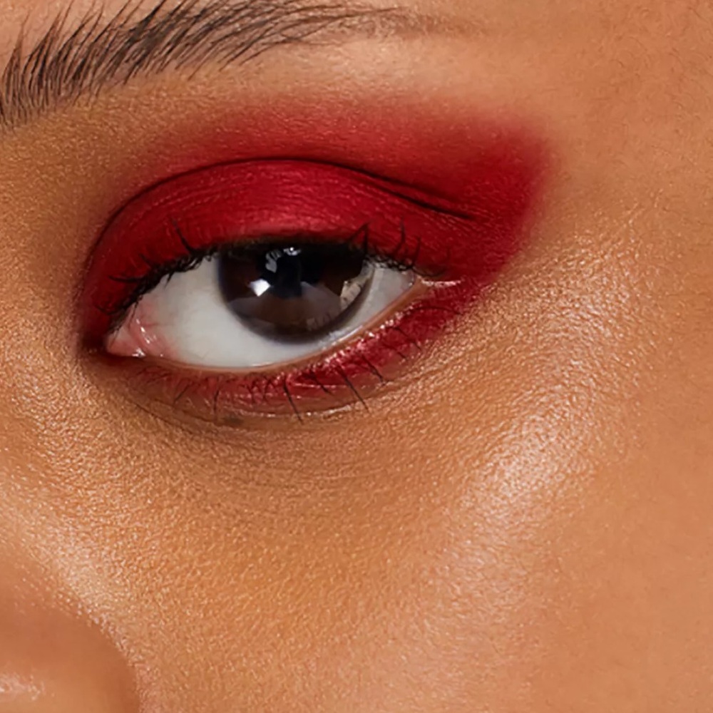about-face Matte Fluid Eye Paint Eyeshadow - Scream of Consciousness Primary Red